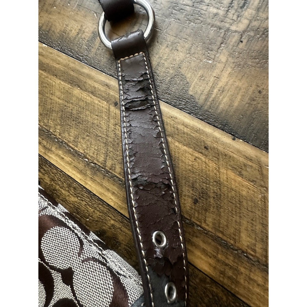 Coach Soho Signature C Monogram Shoulder Bag Brown Vintage Y2K Buckle Bag - Picture 8 of 13